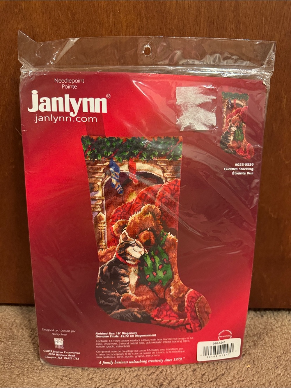 Vtg 2005 Janlynn Needlepoint “Cuddle Stocking” stocking kit
